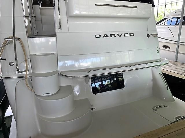 2005 Carver 36 Motor Yacht
